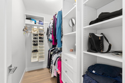 Mudroom Photo of 2131 164a Street, Surrey, BC
