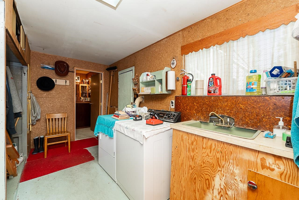 Basement Recreation Room Photo of 614 Chapman Avenue, Coquitlam, BC