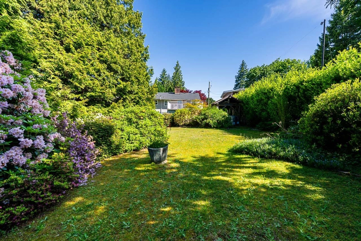 Outdoor Kitchen Photo of 614 Chapman Avenue, Coquitlam, BC