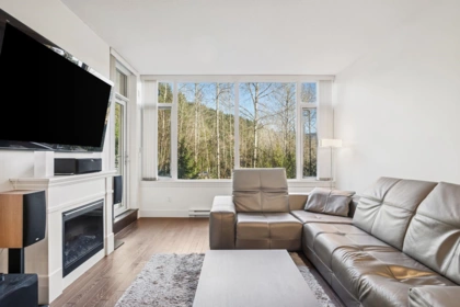 707 1415 Parkway Boulevard, Coquitlam, BC
