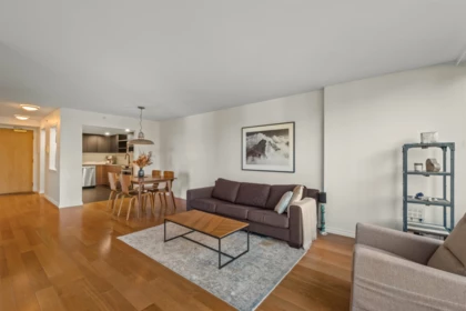 301 2201 Pine Street, Vancouver, BC