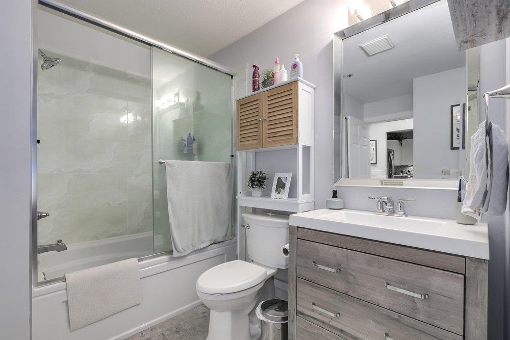 Bedroom 4 Photo of 412 2960 Princess Crescent, Coquitlam, BC