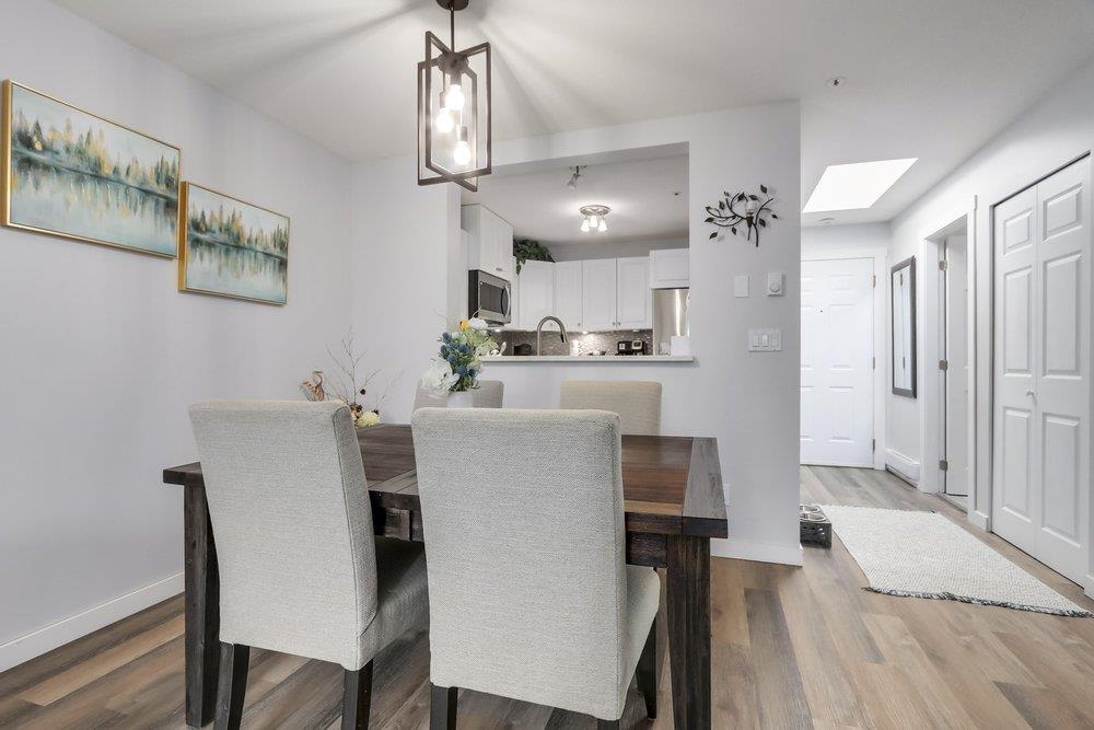 Primary Bedroom Photo of 412 2960 Princess Crescent, Coquitlam, BC