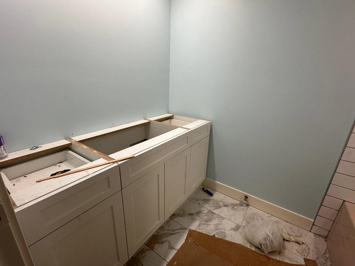 Dining Area Photo of 401 710 Seventh Avenue, New Westminster, BC