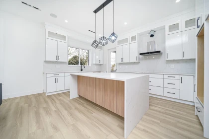 Kitchen Photo of 5839 185a Street, Surrey, BC