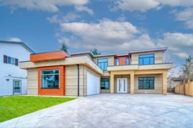 5839 185a Street, Surrey, BC