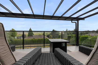 Fitness Center Photo Near 16512 77a Avenue, Surrey, BC