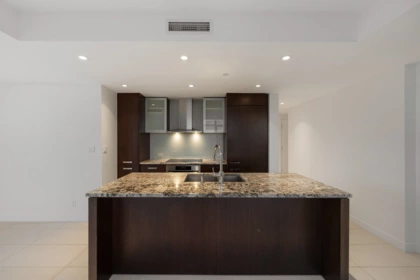 Kitchen Island Photo of 3406 1028 Barclay Street, Vancouver, BC
