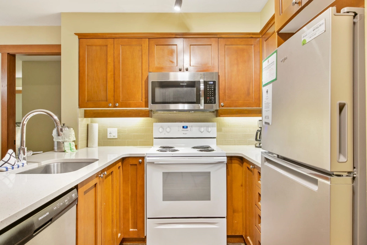 Primary Bedroom Photo of 310G2 4653 Blackcomb Way, Whistler, BC