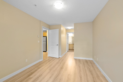 Guest Bathroom Photo of D111 8929 202 Street, Langley, BC