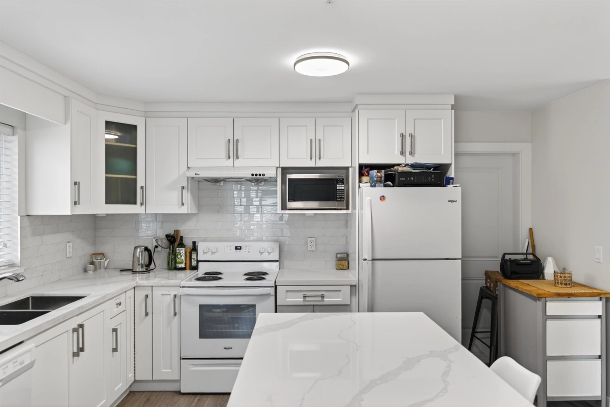 Garden / Landscaping Photo of 20180 Stanton Avenue, Maple Ridge, BC