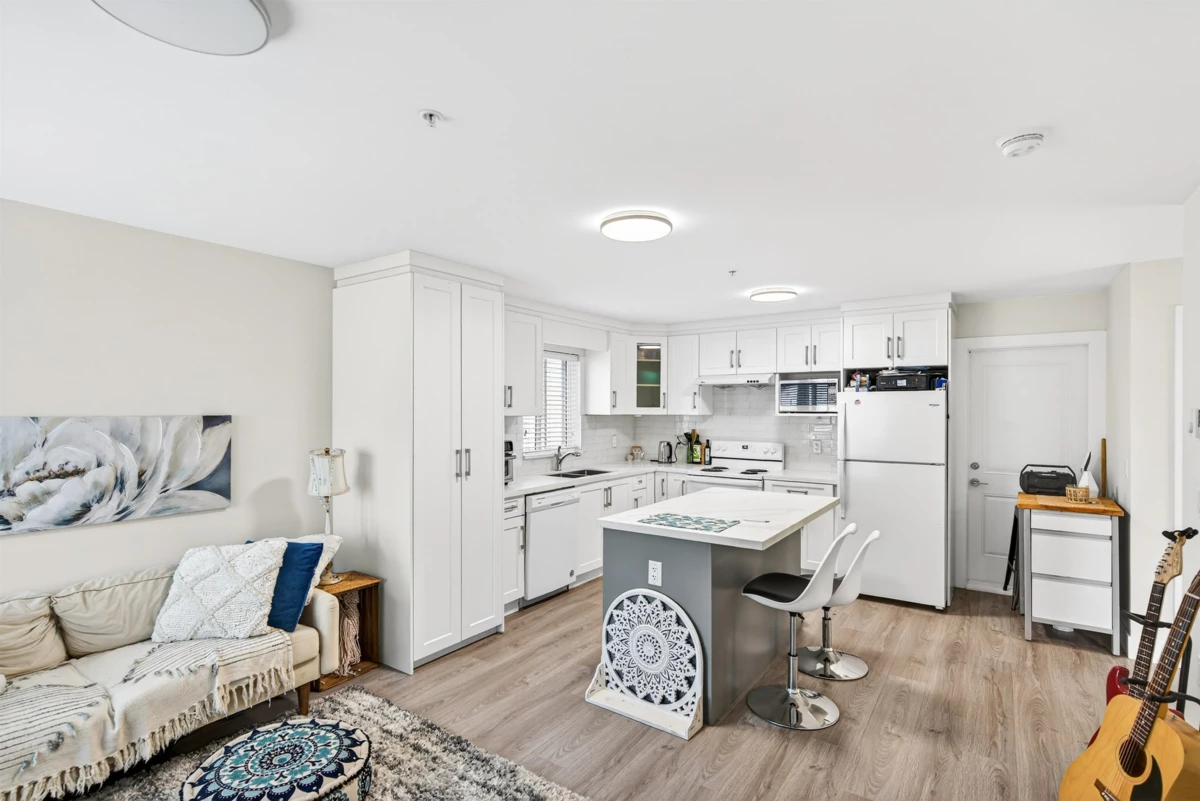 Outdoor Patio Photo of 20180 Stanton Avenue, Maple Ridge, BC