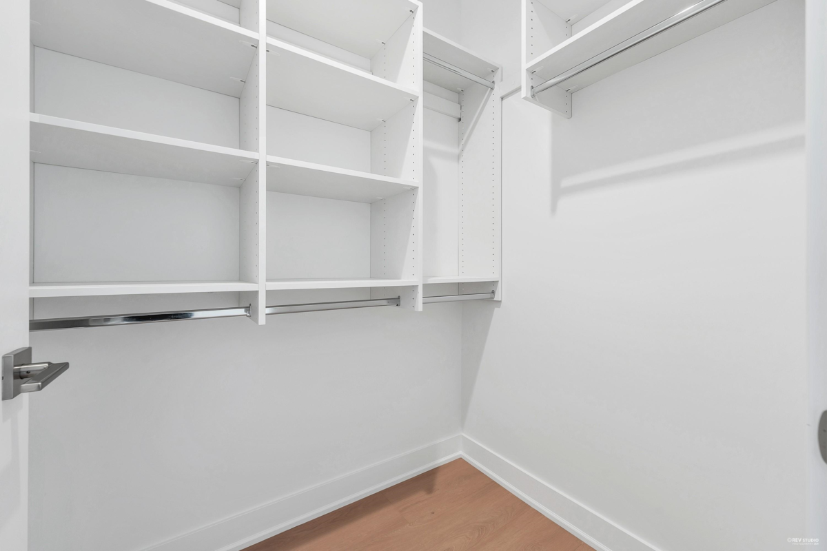 Entry Foyer Photo of 110 8233 Williams Road, Richmond, BC