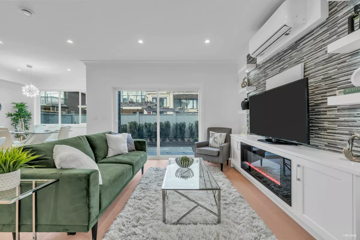 Kitchen Island Photo of 110 8233 Williams Road, Richmond, BC