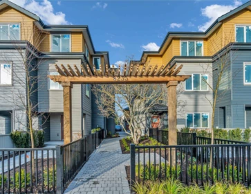 110 8233 Williams Road, Richmond, BC