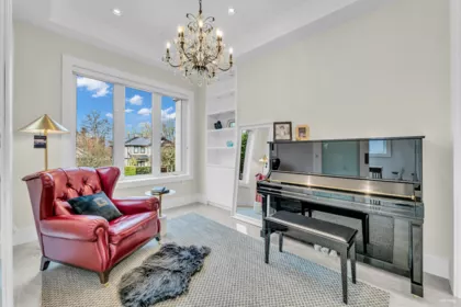 4112 W 11th Avenue, Vancouver, BC