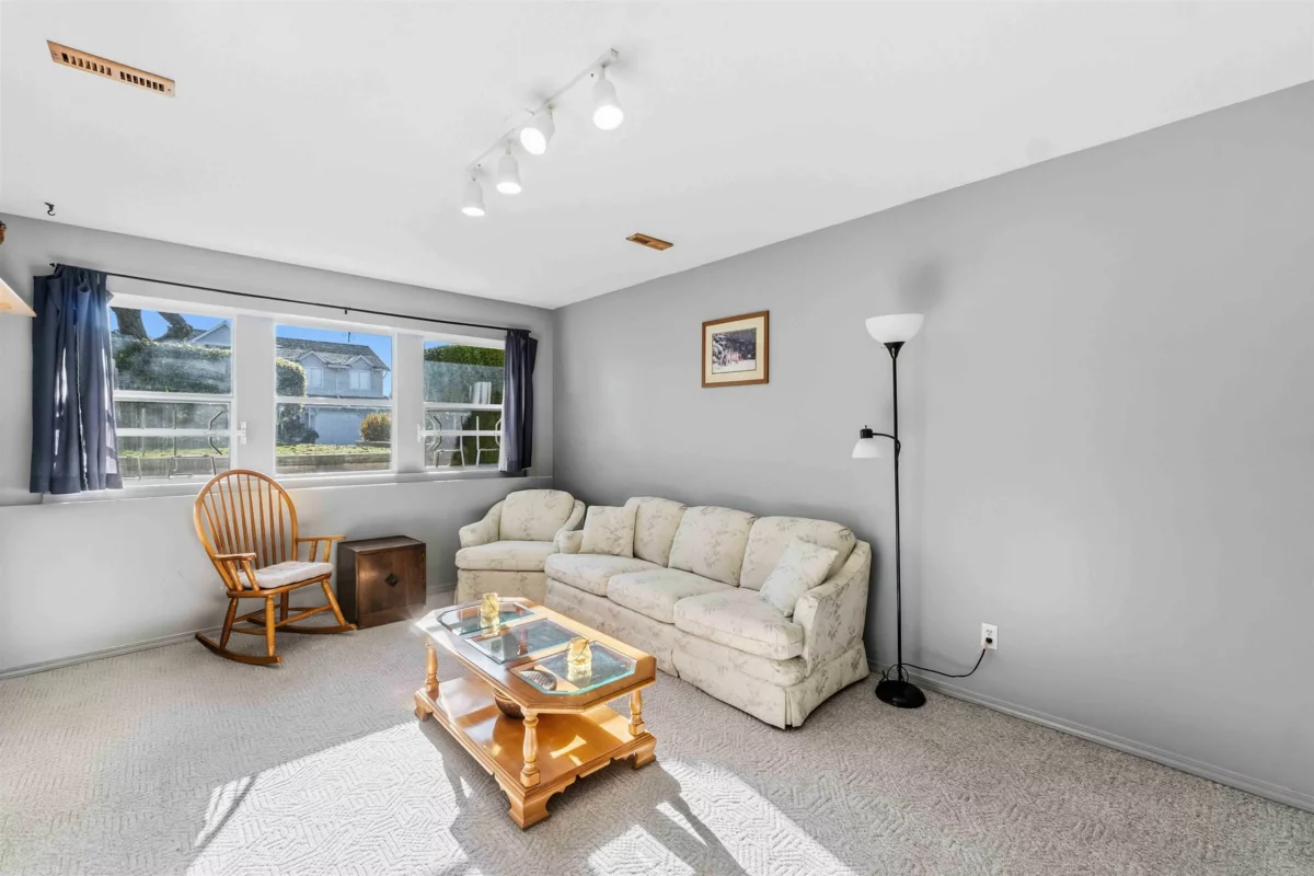 Pantry Photo of 35277 Mckinley Drive, Abbotsford, BC