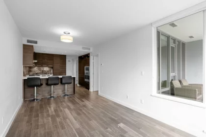 609 7468 Lansdowne Road, Richmond, BC, Richmond — Apartment/Condo for sale
