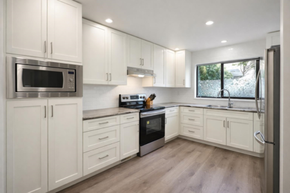 106 511 Gatensbury Street, Coquitlam, BC
