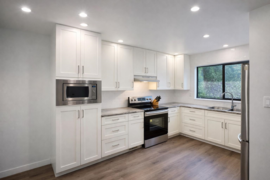 106 511 Gatensbury Street, Coquitlam, BC