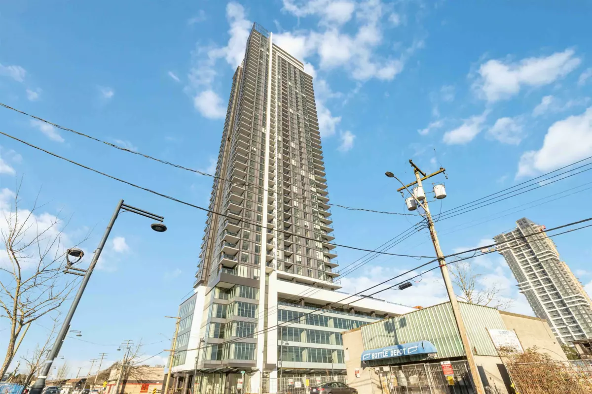 Swimming Pool Photo of 2903 10750 135a Street, Surrey, BC