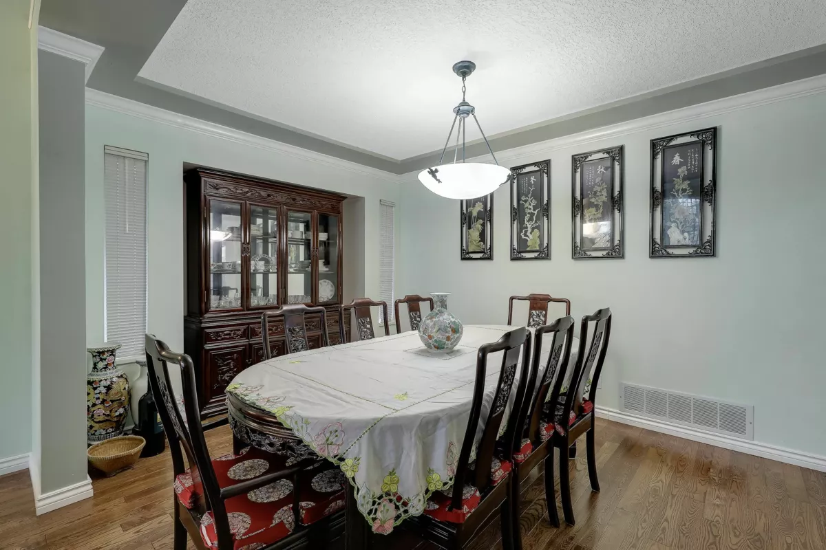 Kitchen Photo of 10955 156 Street, Surrey, BC