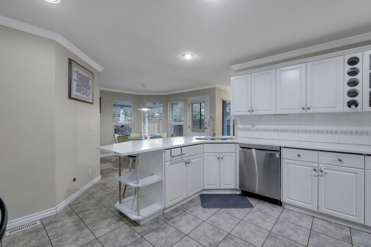 Loft / Bonus Room Photo of 10955 156 Street, Surrey, BC