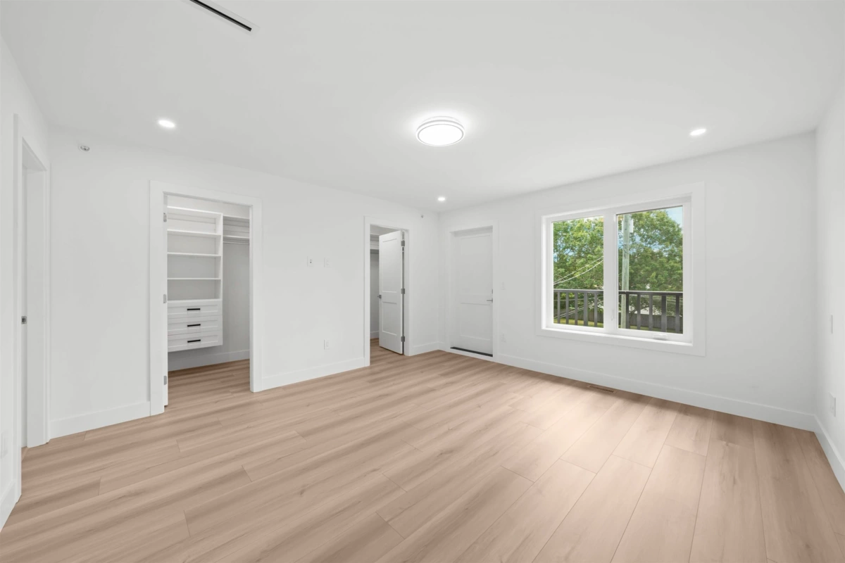 Mudroom Photo of 2 26725 Fraser Highway, Langley, BC