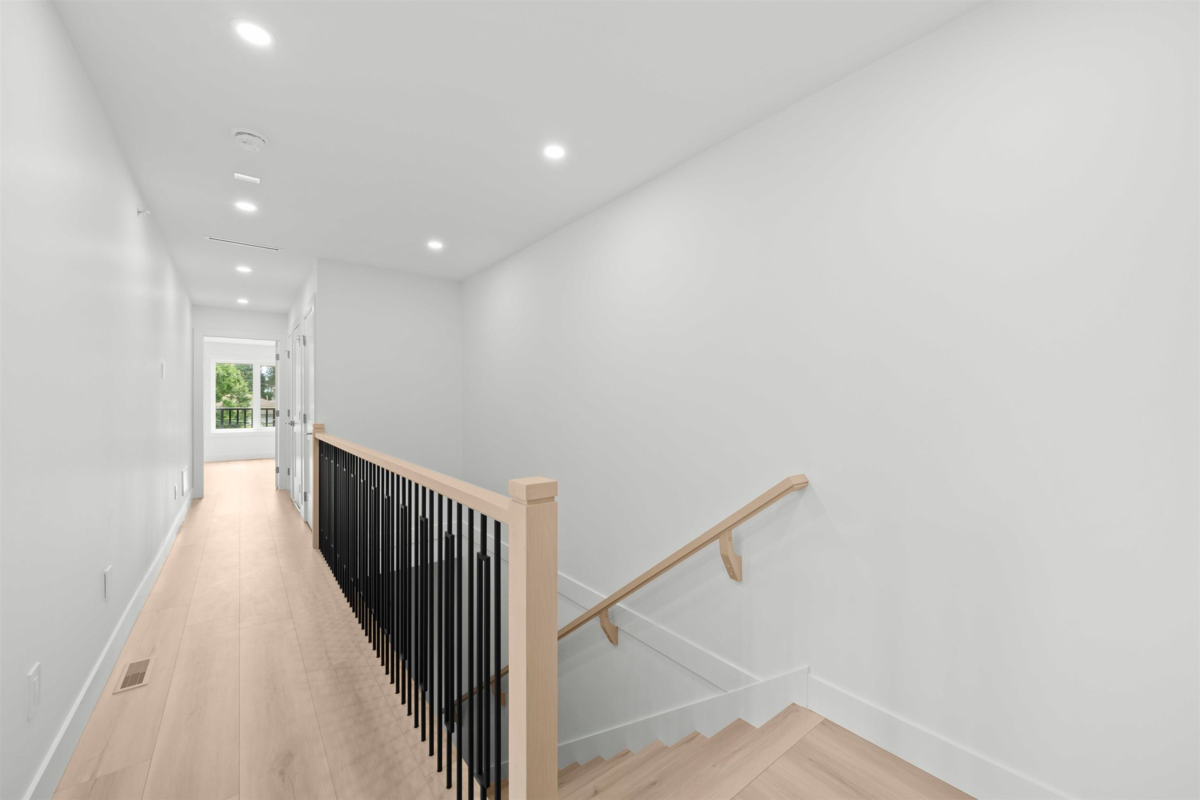 Powder Room Photo of 2 26725 Fraser Highway, Langley, BC