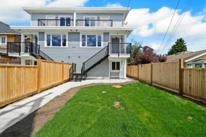 2 26725 Fraser Highway, Langley, BC