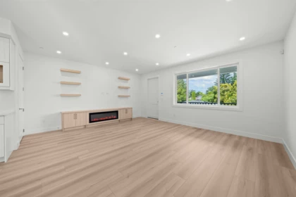 2 26725 Fraser Highway, Langley, BC