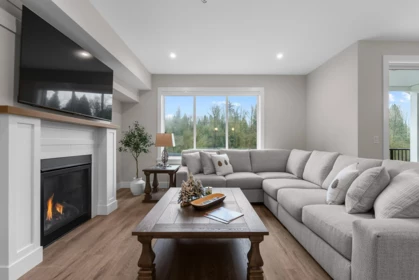 Kitchen Photo of 8 35247 Straiton Road, Abbotsford, BC