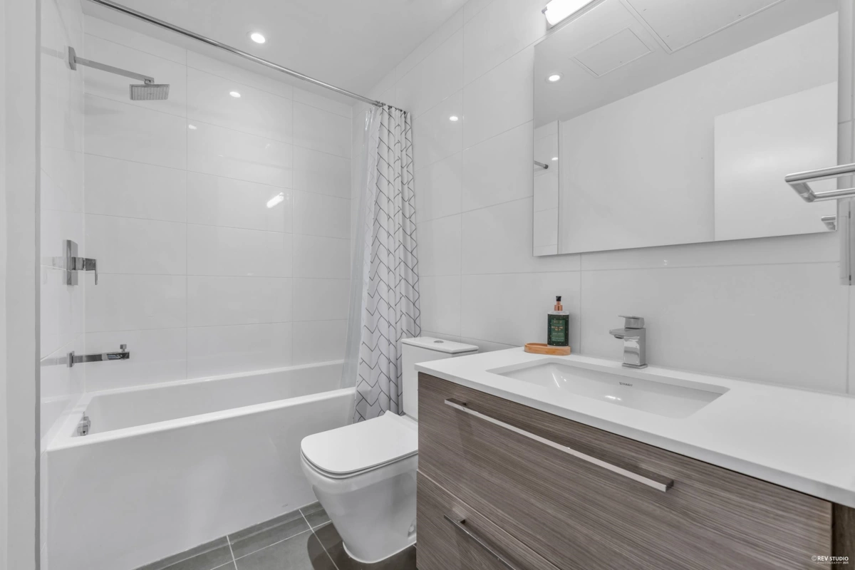 Laundry Room Photo of 107 5189 Cambie Street, Vancouver, BC