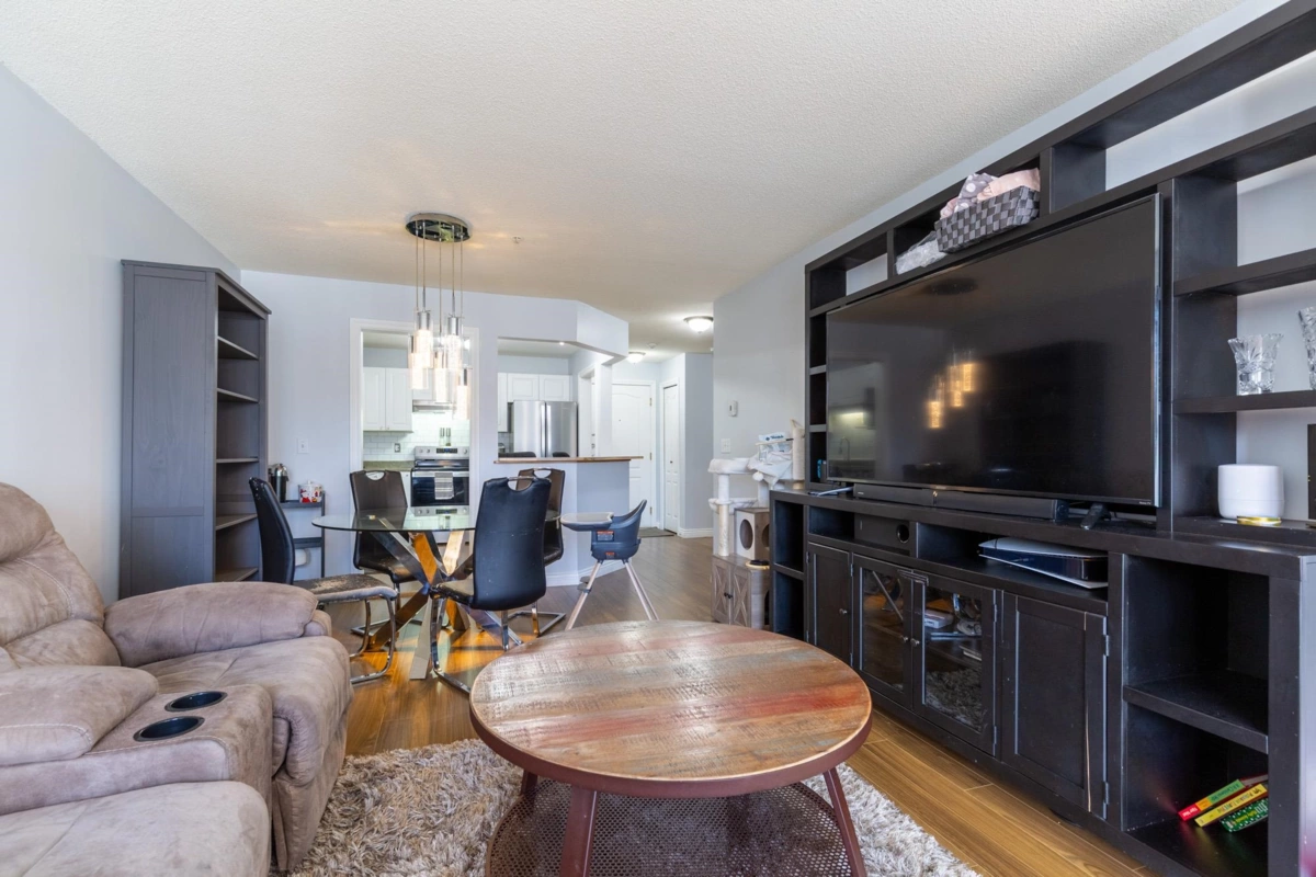 Loft / Bonus Room Photo of 201 5765 Glover Road, Langley, BC