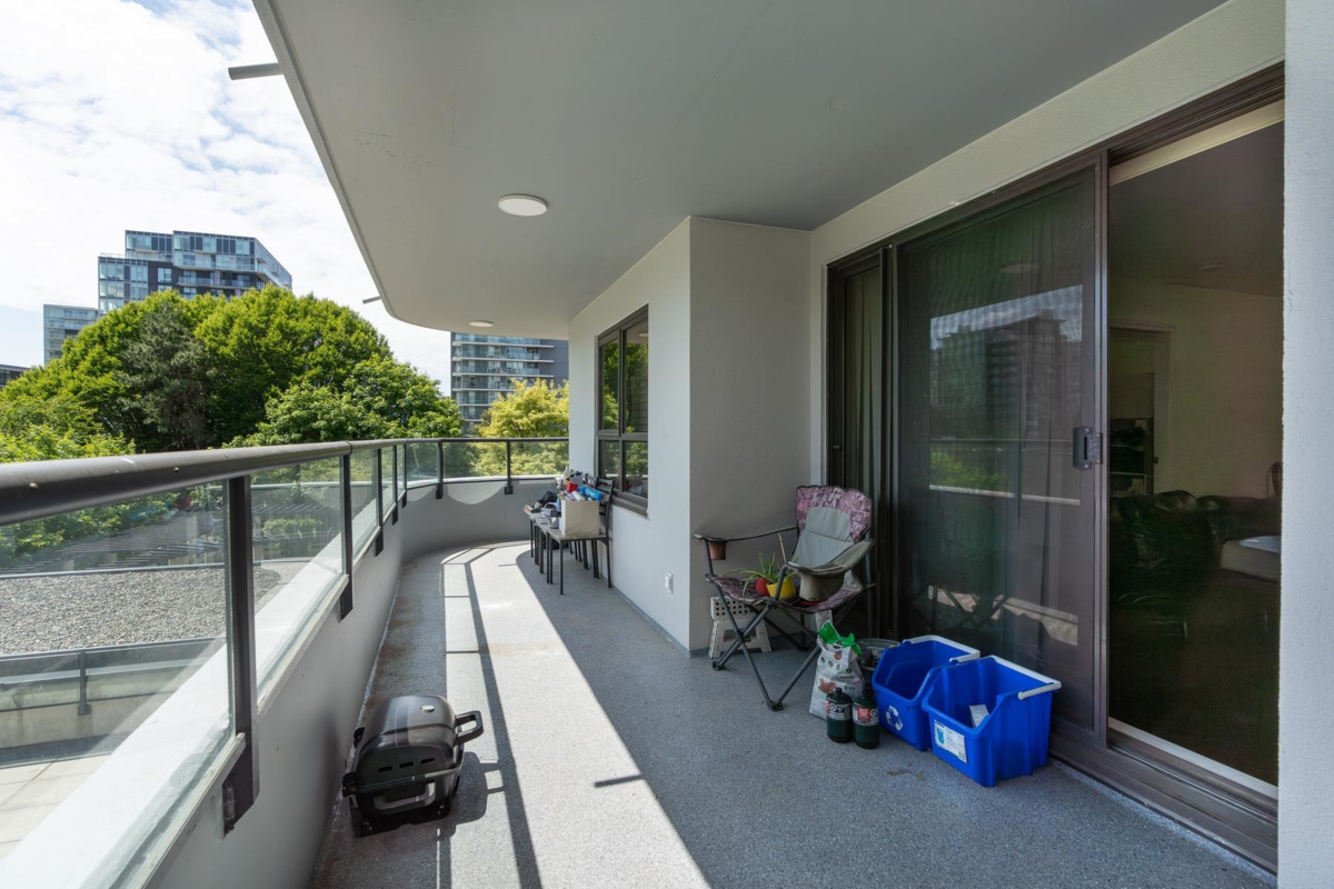 Pantry Photo of 501 6611 Cooney Road, Richmond, BC