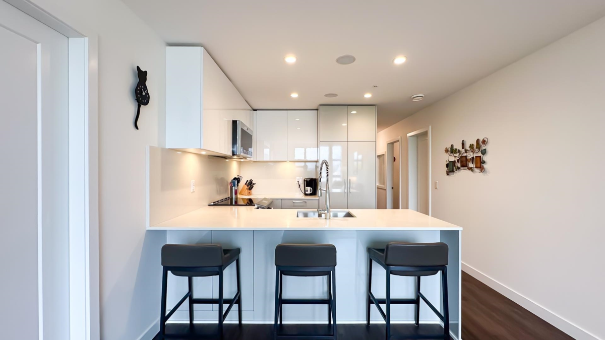 Primary Bedroom Photo of 501 2446 Shaughnessy Street, Port Coquitlam, BC