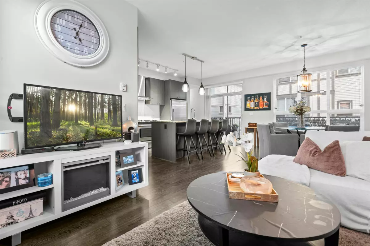 Kitchen Photo of 46 7848 209 Street, Langley, BC