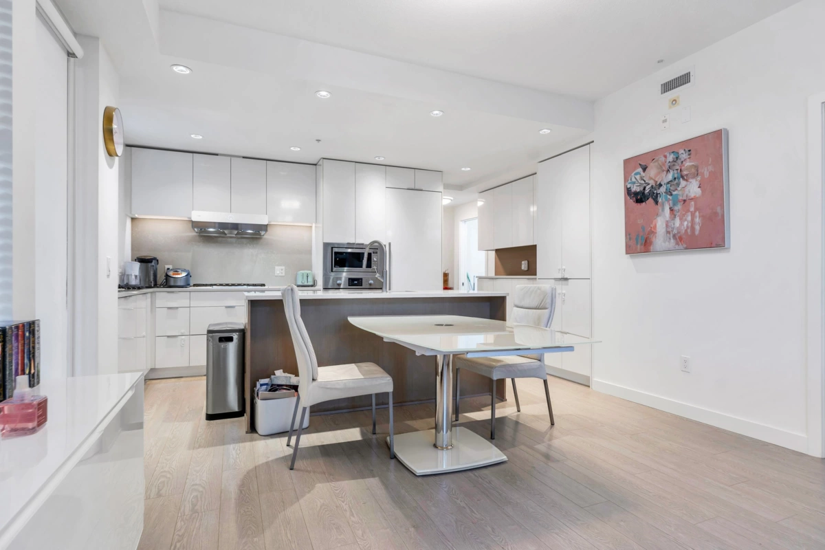 Bedroom 3 Photo of 107 7988 Yukon Street, Vancouver, BC