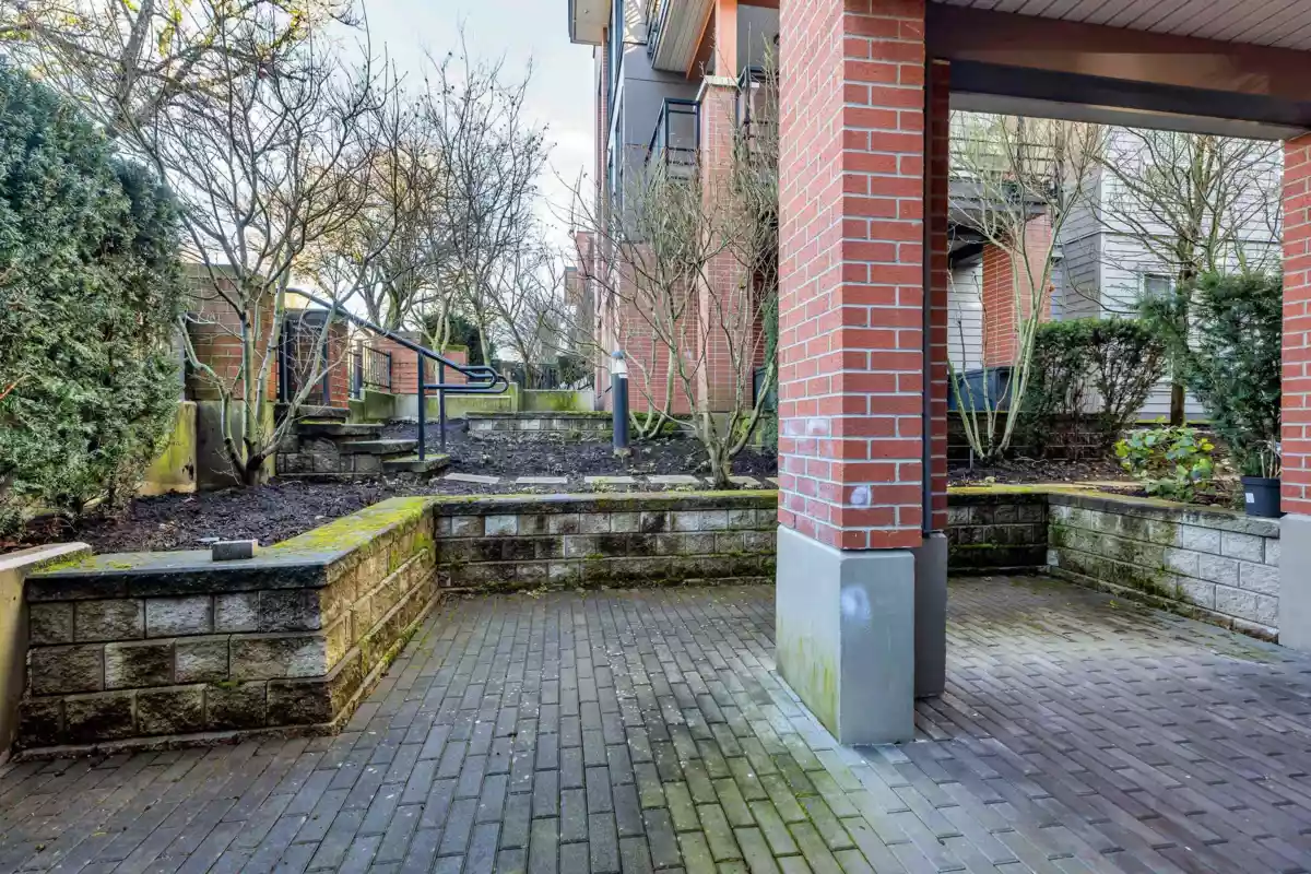 Outdoor Deck Photo of 107 7988 Yukon Street, Vancouver, BC