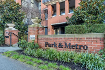 107 7988 Yukon Street, Vancouver, BC