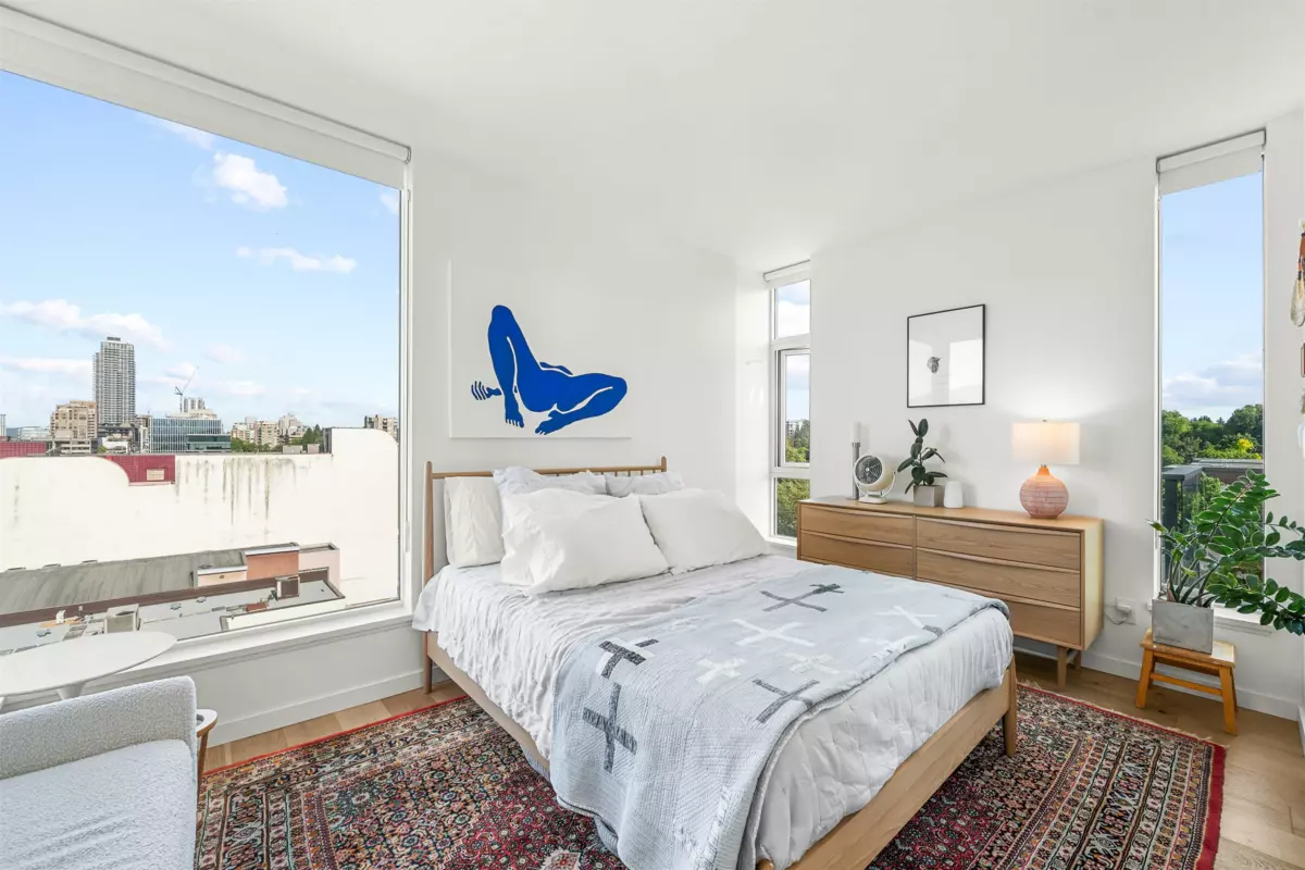 Breakfast Nook Photo of 607 2528 Maple Street, Vancouver, BC