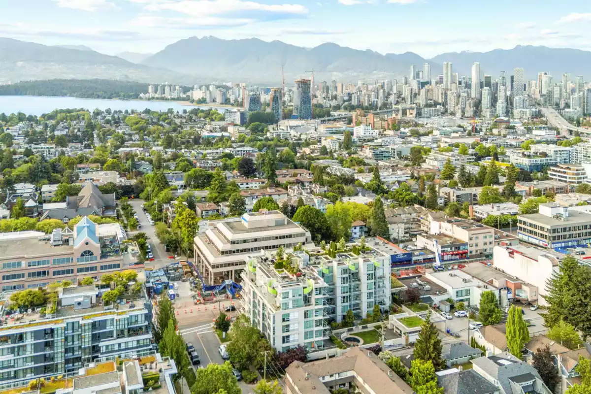 Entry Foyer Photo of 607 2528 Maple Street, Vancouver, BC