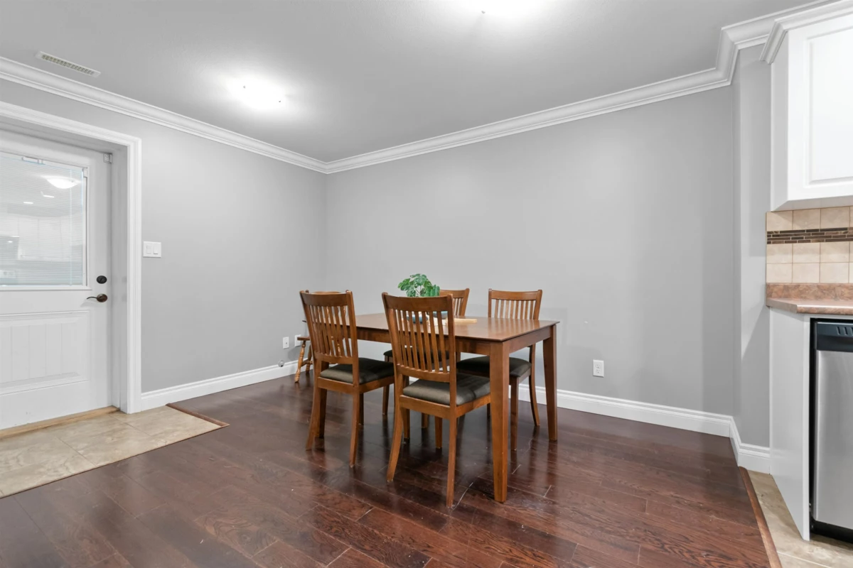 Outdoor Deck Photo of 45748 Safflower Crescent, Chilliwack, BC