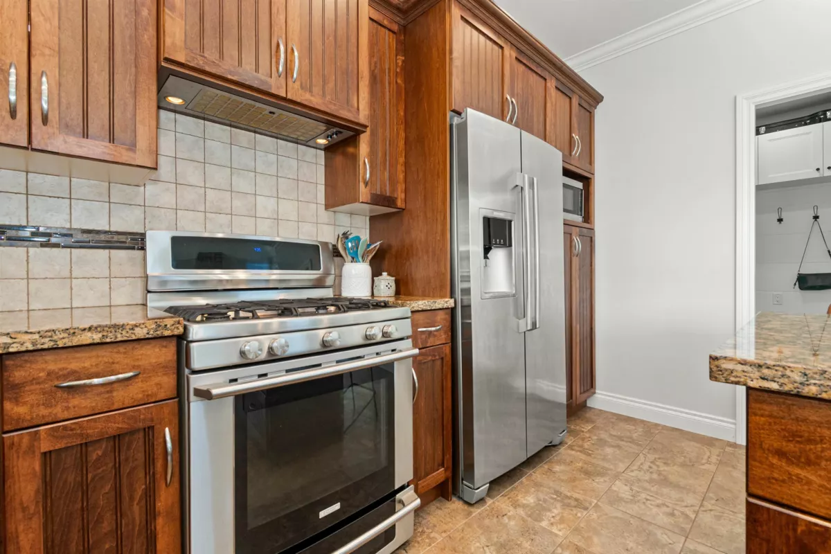 Pantry Photo of 45748 Safflower Crescent, Chilliwack, BC