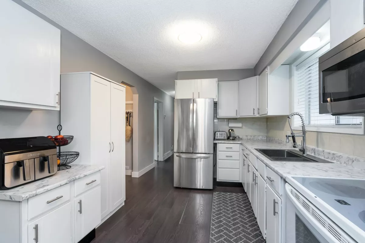 Hallway Photo of 1361 200 Street, Langley, BC