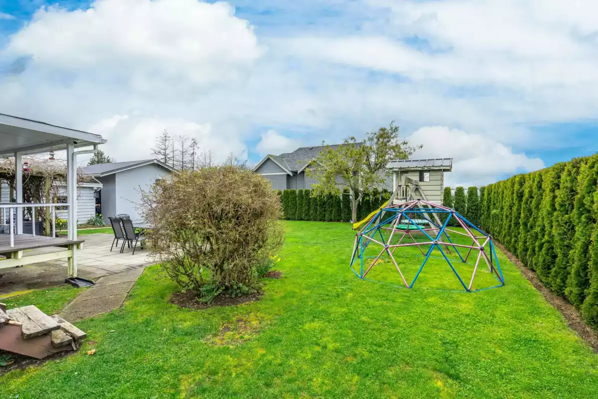 Primary Bathroom Photo of 1361 200 Street, Langley, BC
