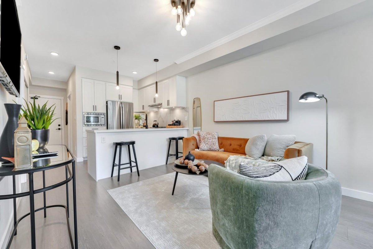 Bedroom 4 Photo of 216 12143 223 Street, Maple Ridge, BC