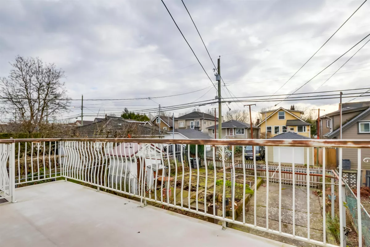 Staircase Photo of 2636 Triumph Street, Vancouver, BC