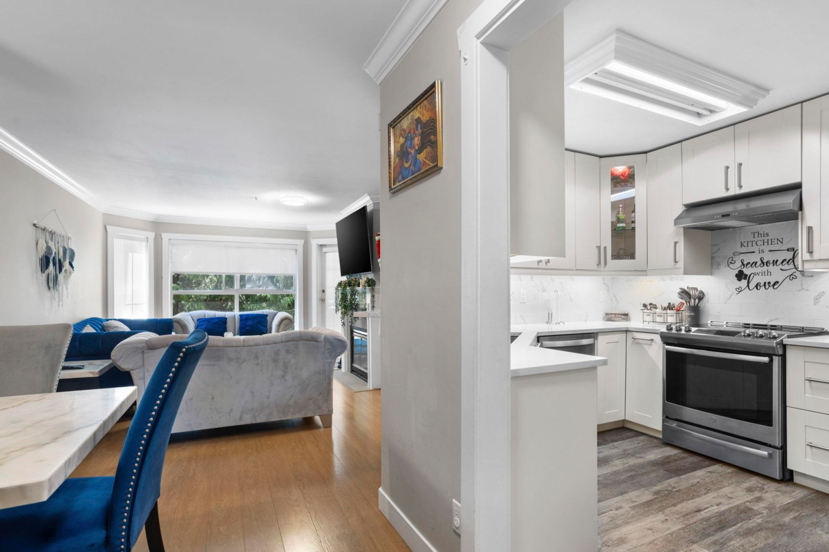 Guest Bathroom Photo of 310 7435 121a Street, Surrey, BC