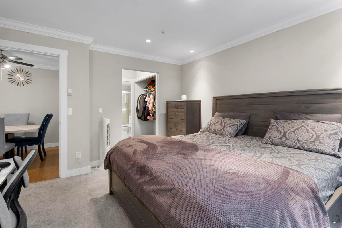 Staircase Photo of 310 7435 121a Street, Surrey, BC